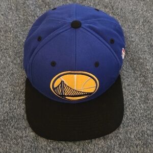 Golden State Warriors Hat Black & Blue Mitchell Ness SnapBack Logo Under Brim